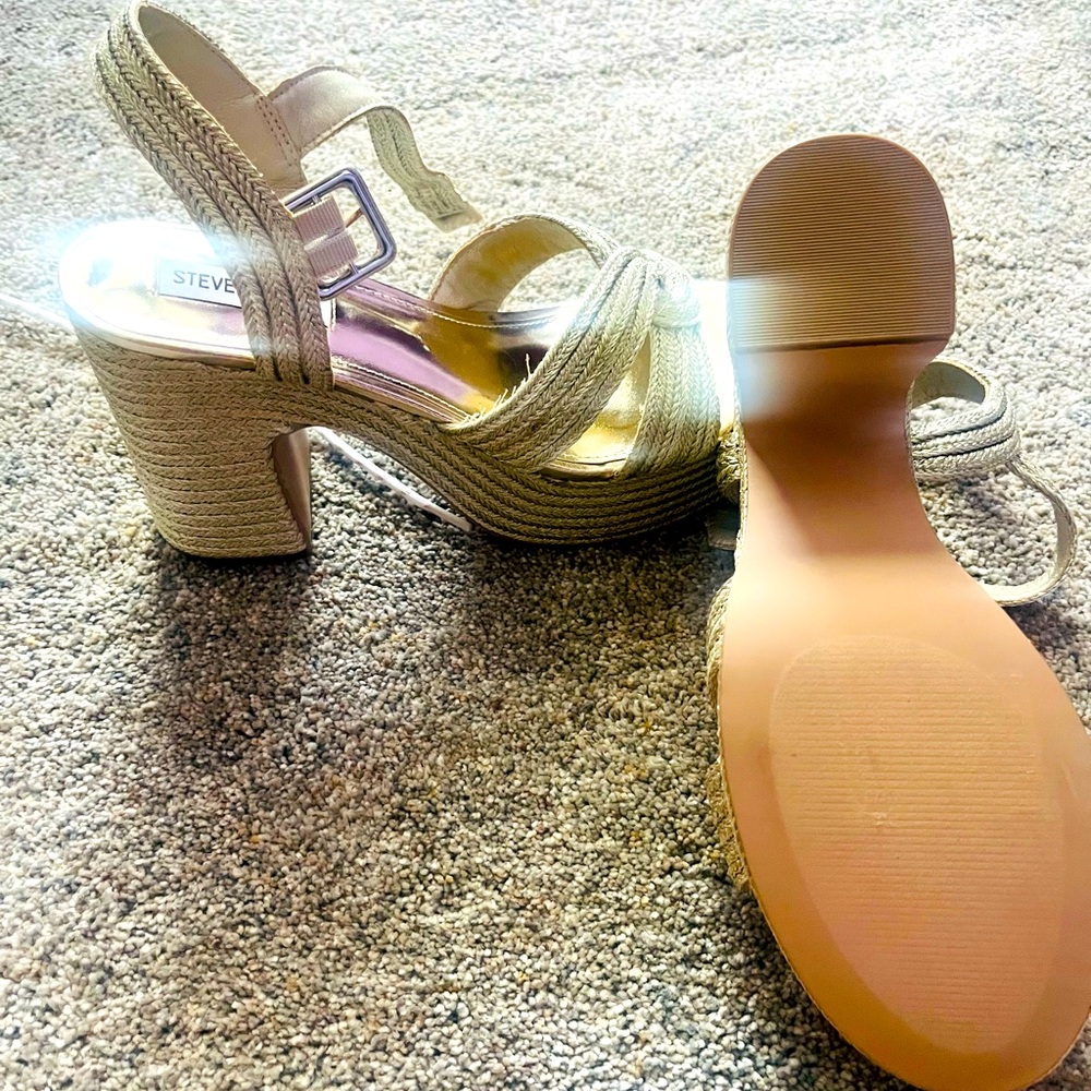 Super cute gold linen platform sandal